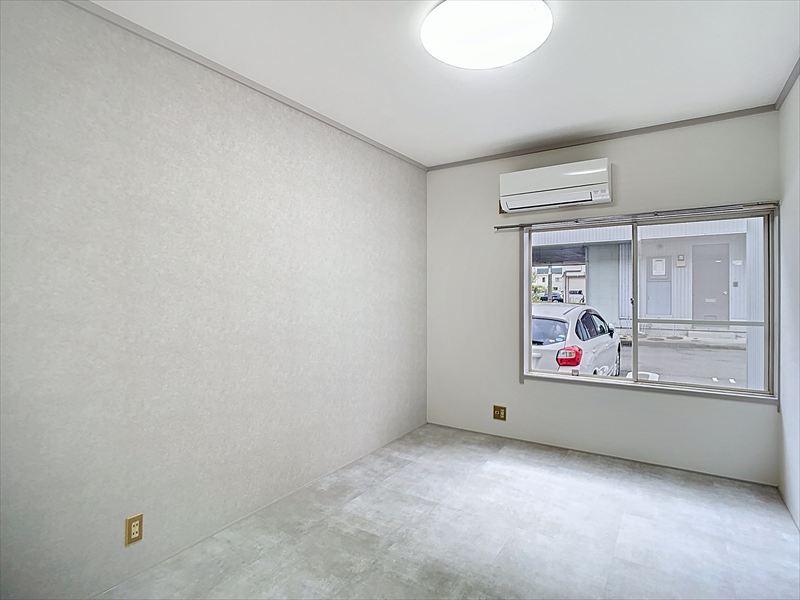 コモドセコンド 002